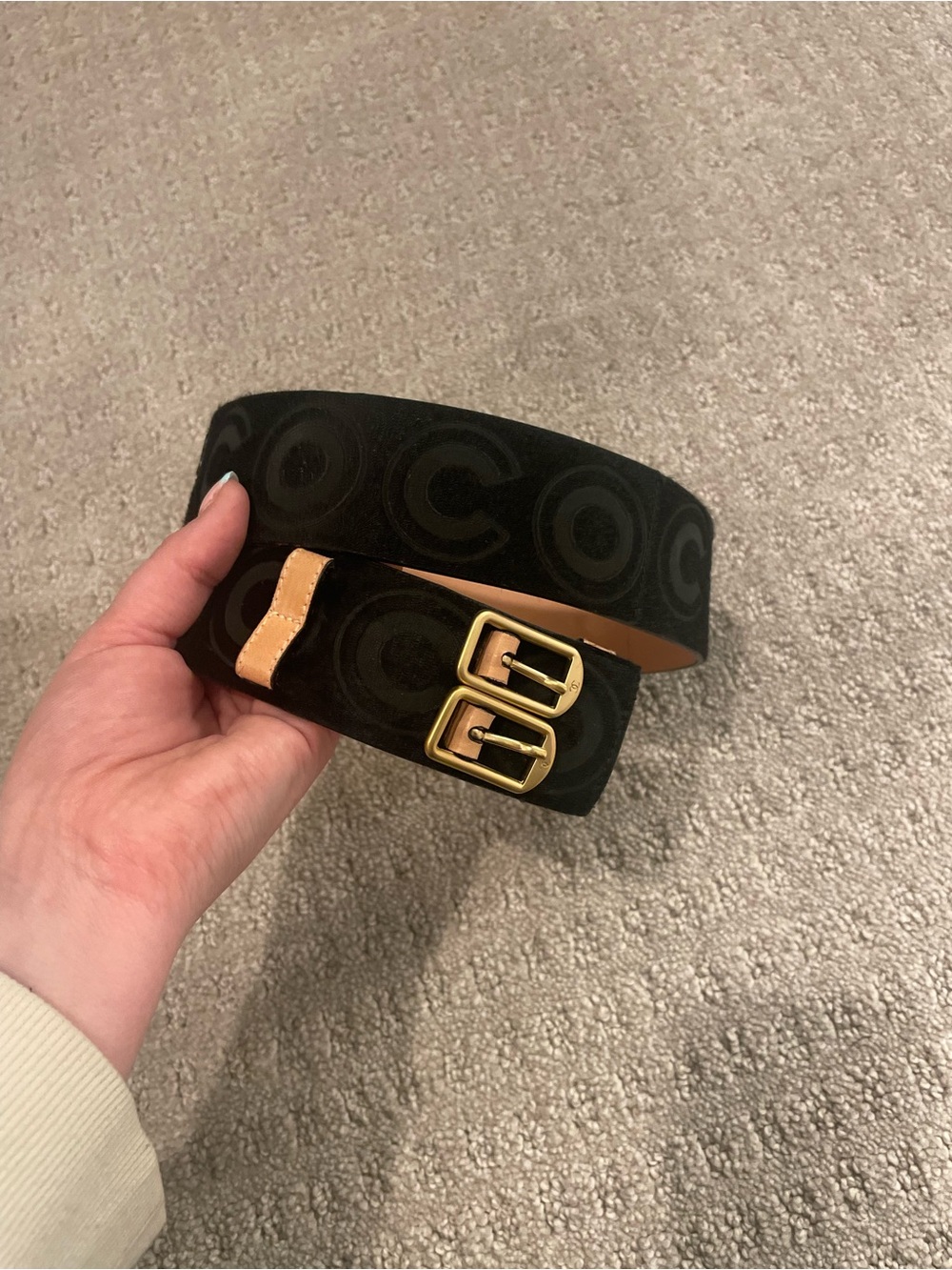 💋CHANEL Black and Tan Belt with Gold Buckles - Picture 3 of 7